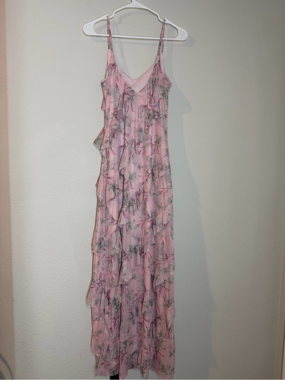 MABLE Pink Floral Ruffle Tiered Maxi Dress, size M - Picture 3 of 5